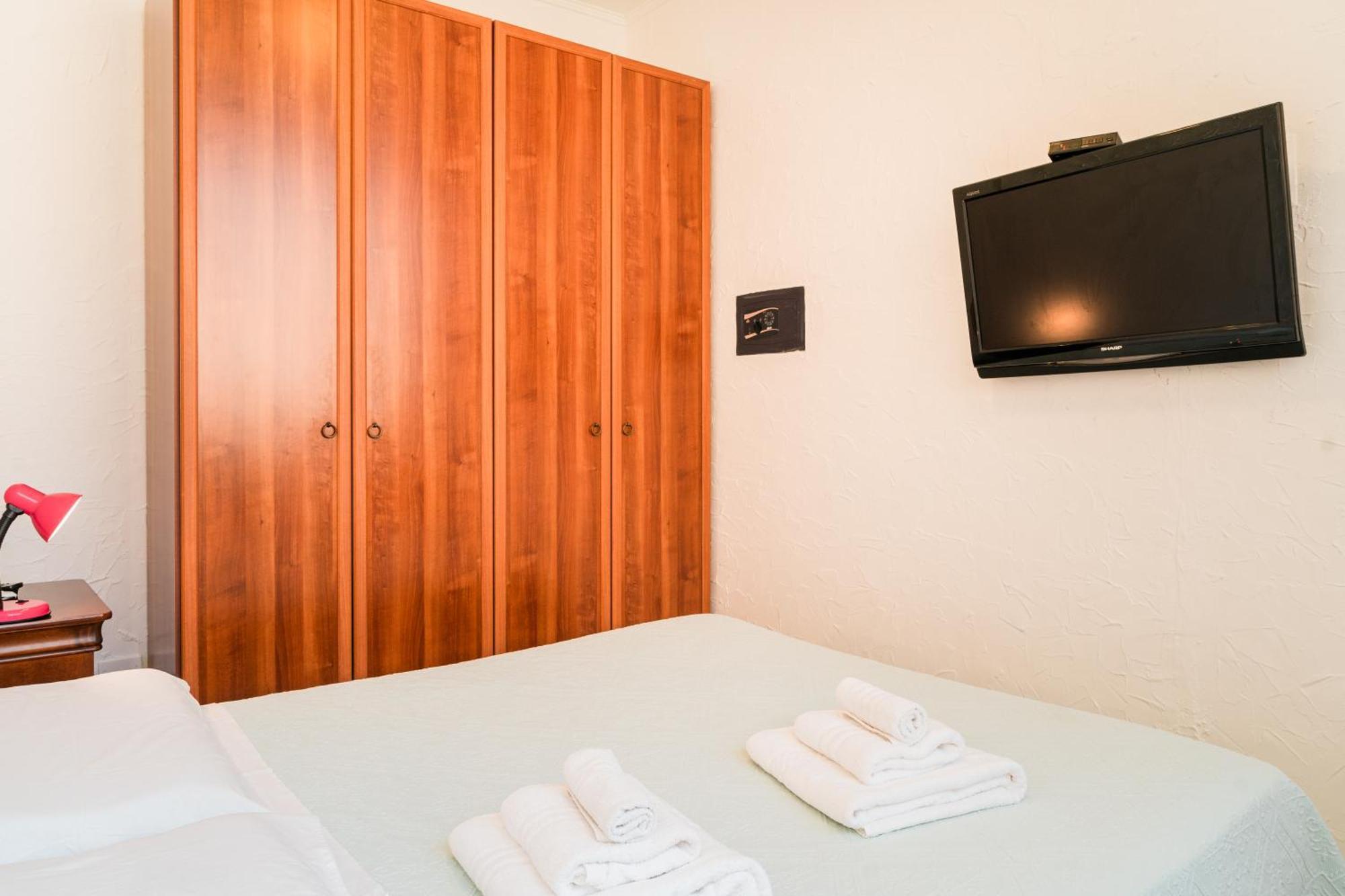 Guest house La Marmora *